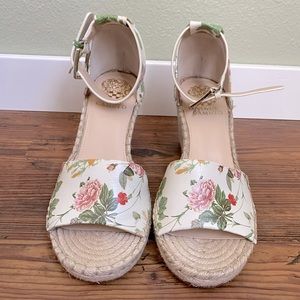 Vince Camino sandal size 8, never worn without tags